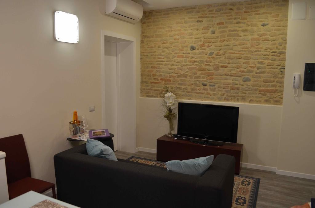 Apartament Heart Of Parma Pokój zdjęcie